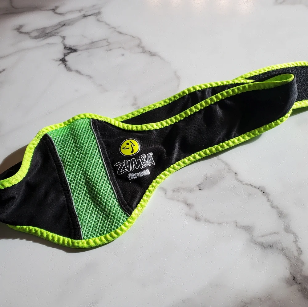 Zumba Fitness Game for Wii with Belt